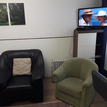 Apartment Ap 1 Im Zentrum Steyr, Bestrooms Eu 外观 照片