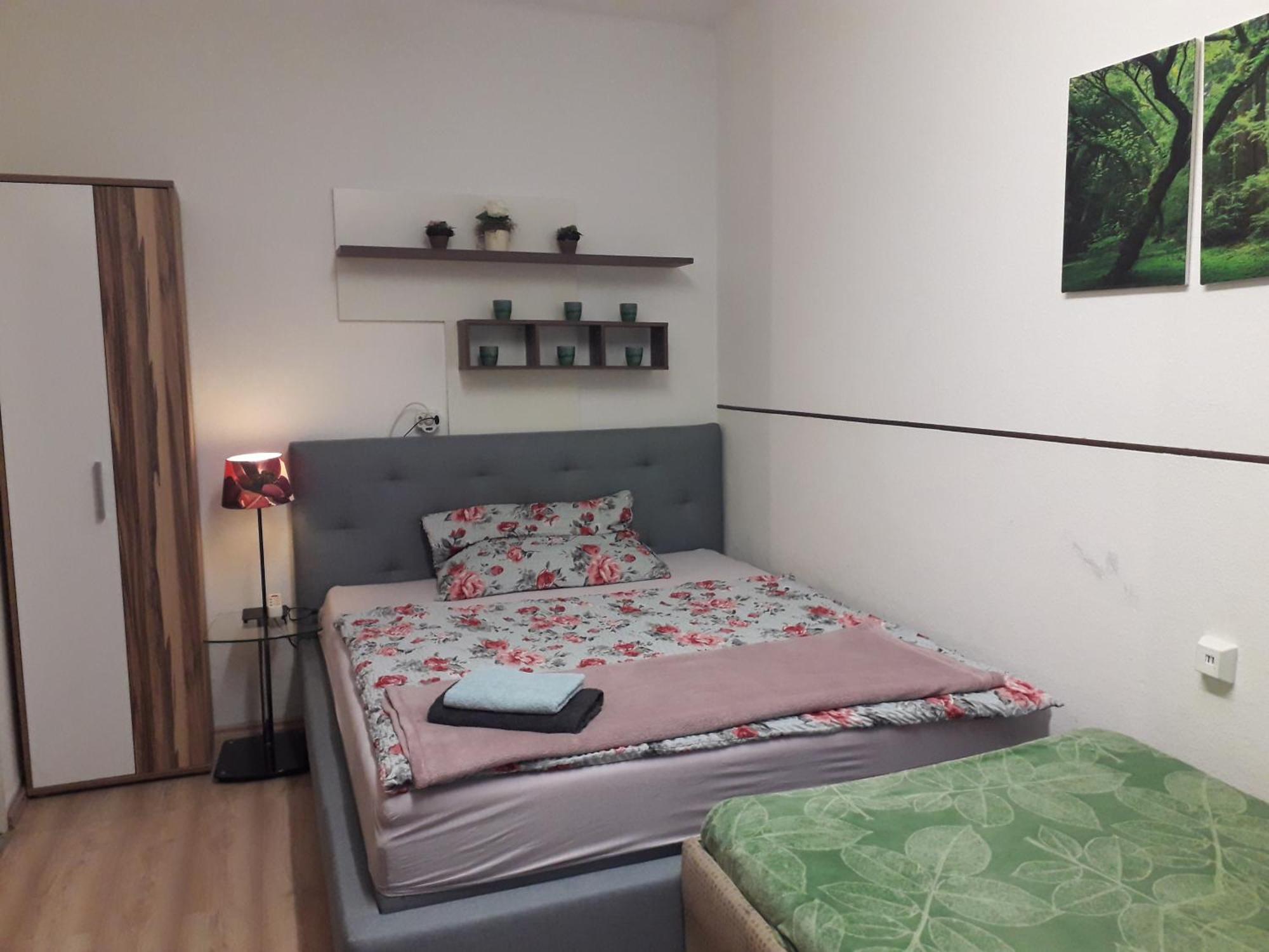 Apartment Ap 1 Im Zentrum Steyr, Bestrooms Eu 外观 照片