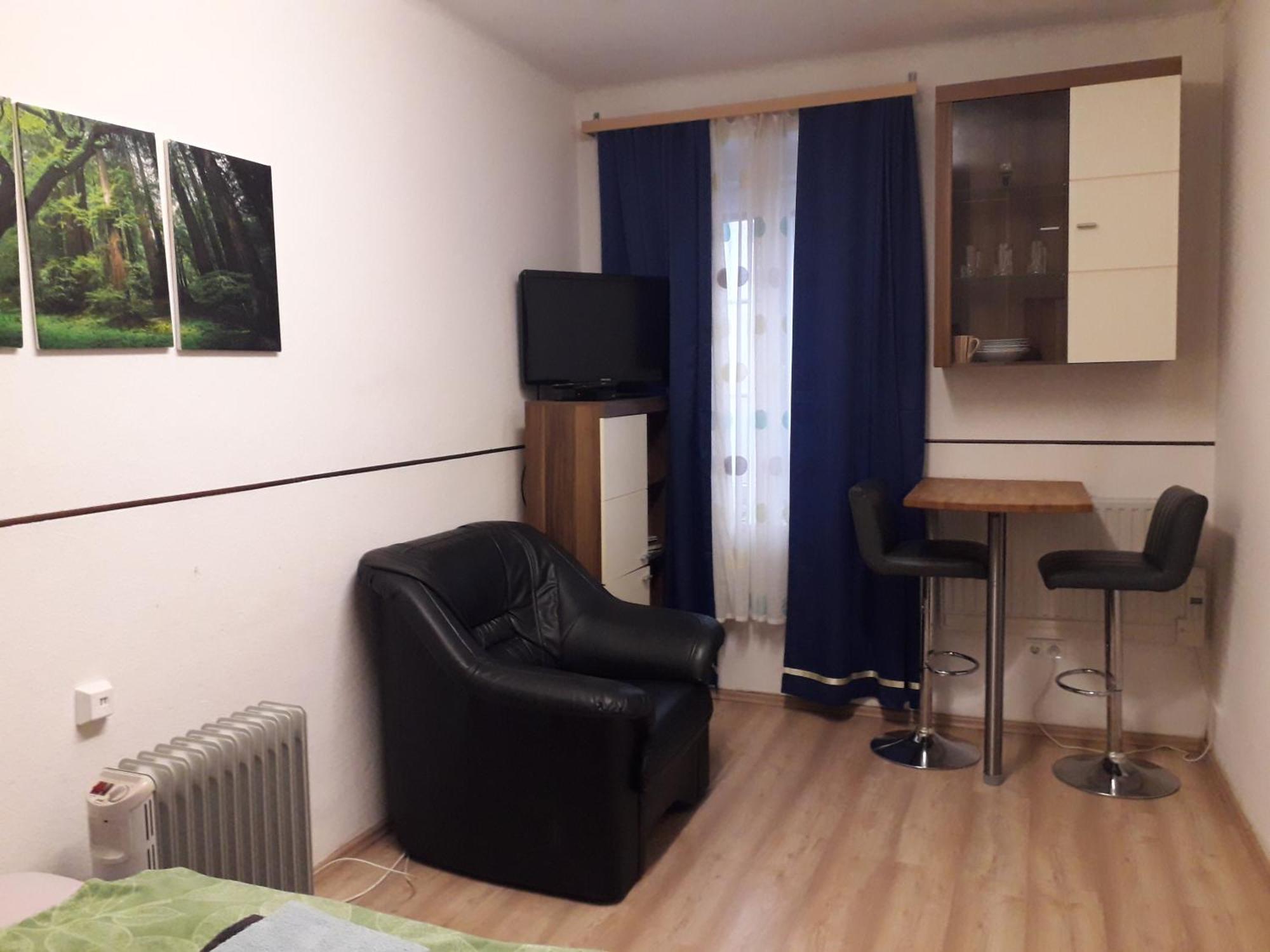 Apartment Ap 1 Im Zentrum Steyr, Bestrooms Eu 外观 照片
